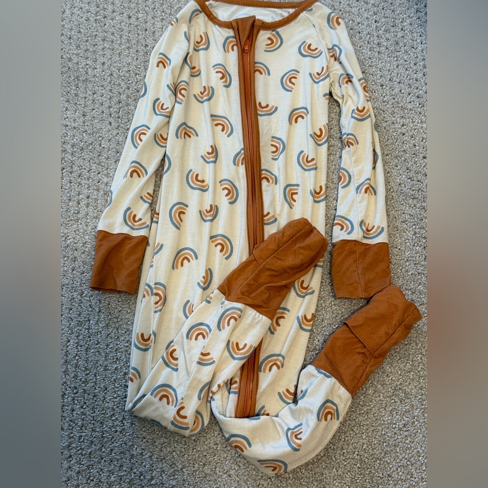 Little One Shop zipper pajamas 3T rust rainbow